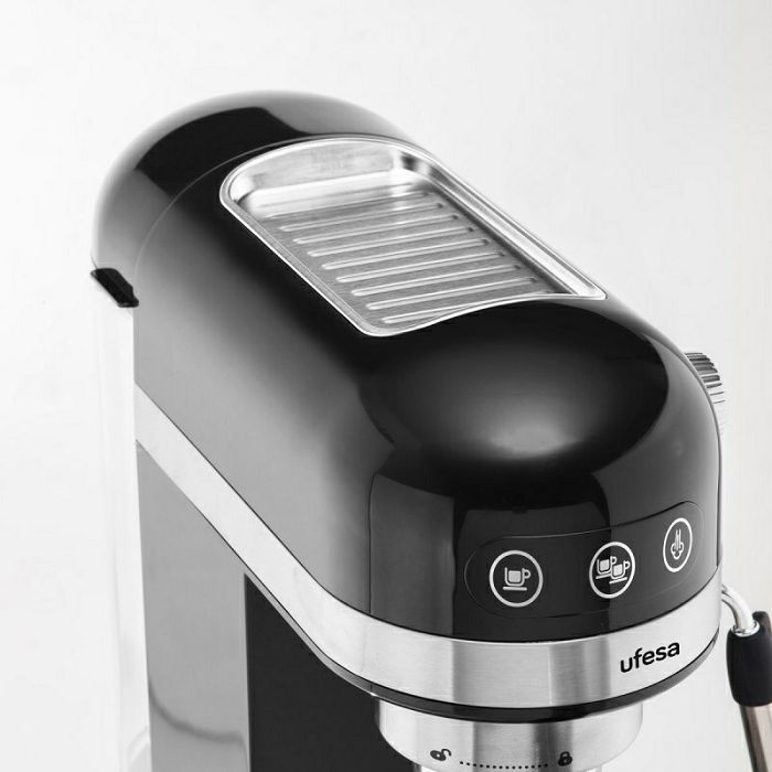 Ufesa espresso machine for ground coffee Palermo 1350W