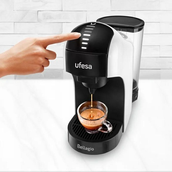 Ufesa Bellagio Rossa coffee machine with multiple white capsules 1400W.