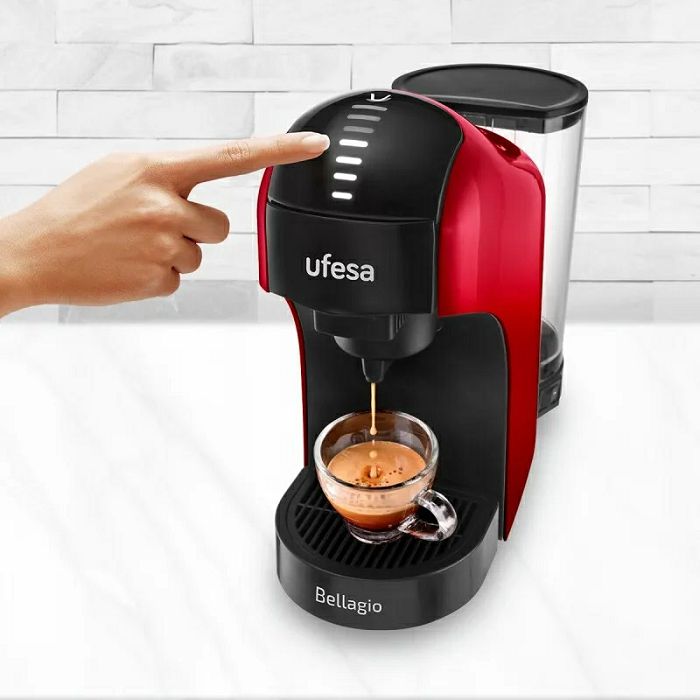 Ufesa Bellagio Red coffee machine with multiple red capsules 1400W