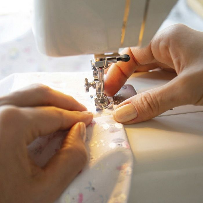 Ufesa sewing machine SW1201 Facile