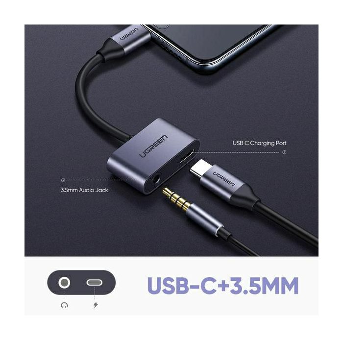 Ugreen USB-C on 3.5mm + USB-C Hub Adapter - box