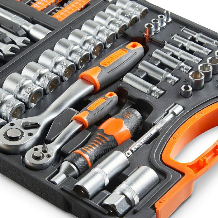 VonHaus 104-piece tool set