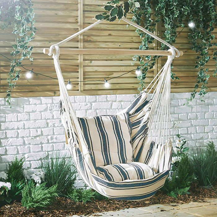 VonHaus striped hanging garden chair