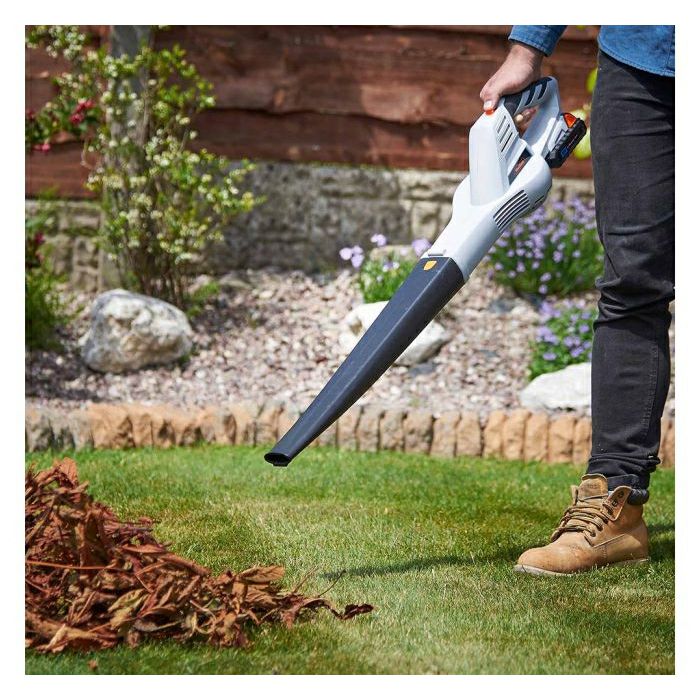 VonHaus G-Series cordless leaf blower