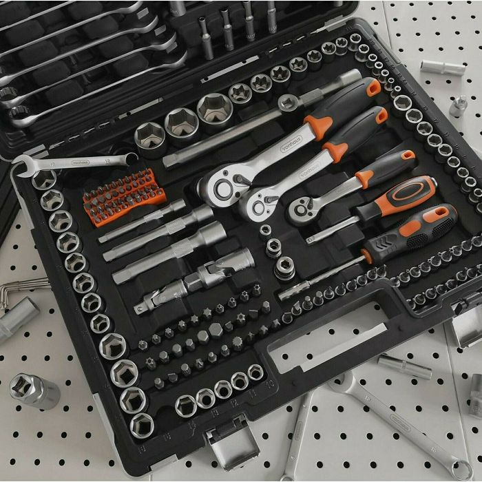 VonHaus tool set 215-piece