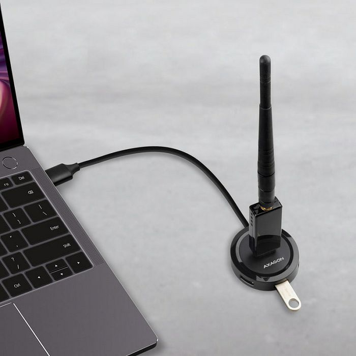 AXAGON HUE-P1A USB-A-Hub, 4x USB 3.0, externe Stromversorgung - 30 cm HUE-P1A