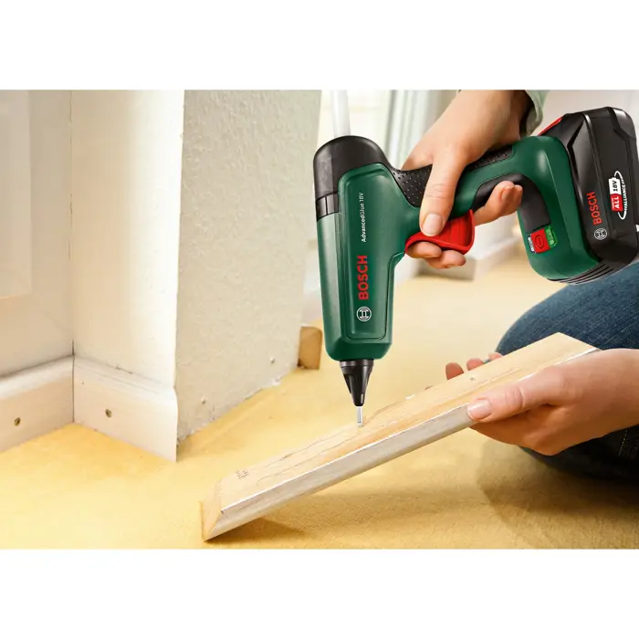 Bosch cordless hot glue gun AdvancedGlue 18V (green/black, without battery and charger, POWER FOR ALL ALLIANCE)