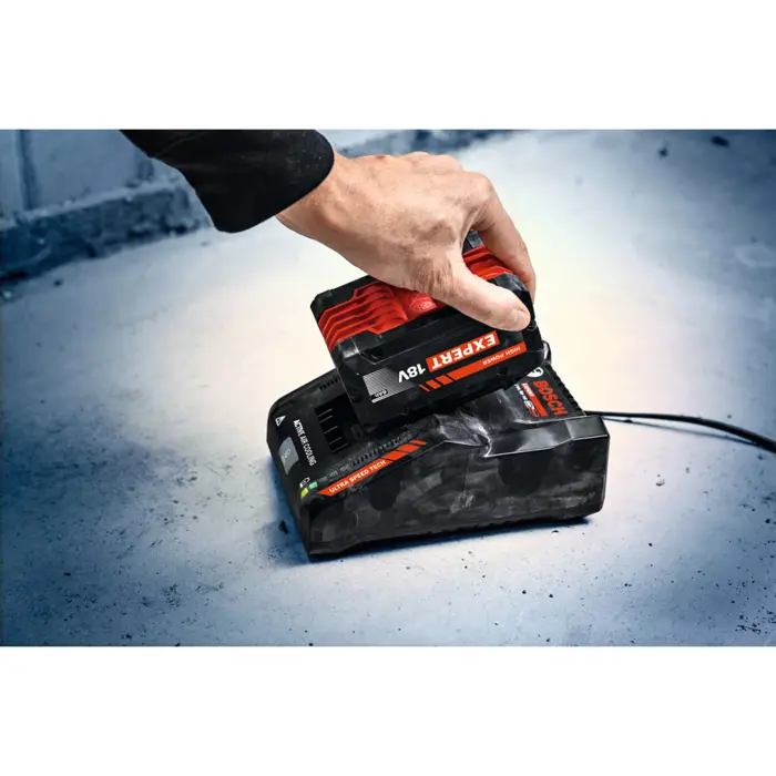 Bosch Powertools EXPERT starter set 18V, 2x EXBA 18V-80 + charger EXAL18V-160 (black, 2x Li-ion battery 8Ah, AMPShare Alliance)