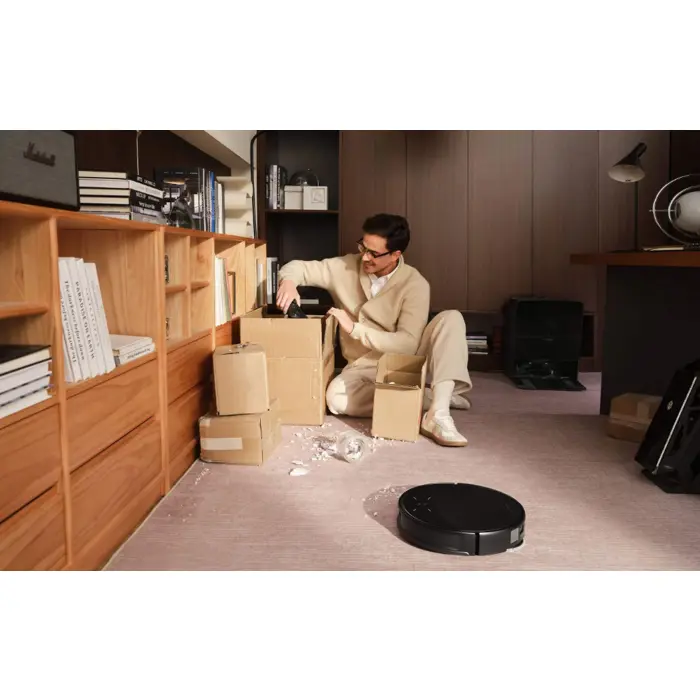 Cleaning robot Roborock Saros 10R (Black)