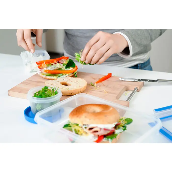 Emsa CLIP & CLOSE food storage container set, 5 pieces (transparent/blue, 4 rectangular, 1 round container + 5 lids)