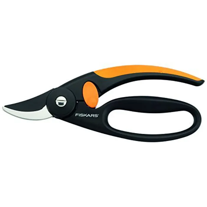 fiskars-bypass-pruner-elegance-p44-1001534-68004-1001534-w.webp