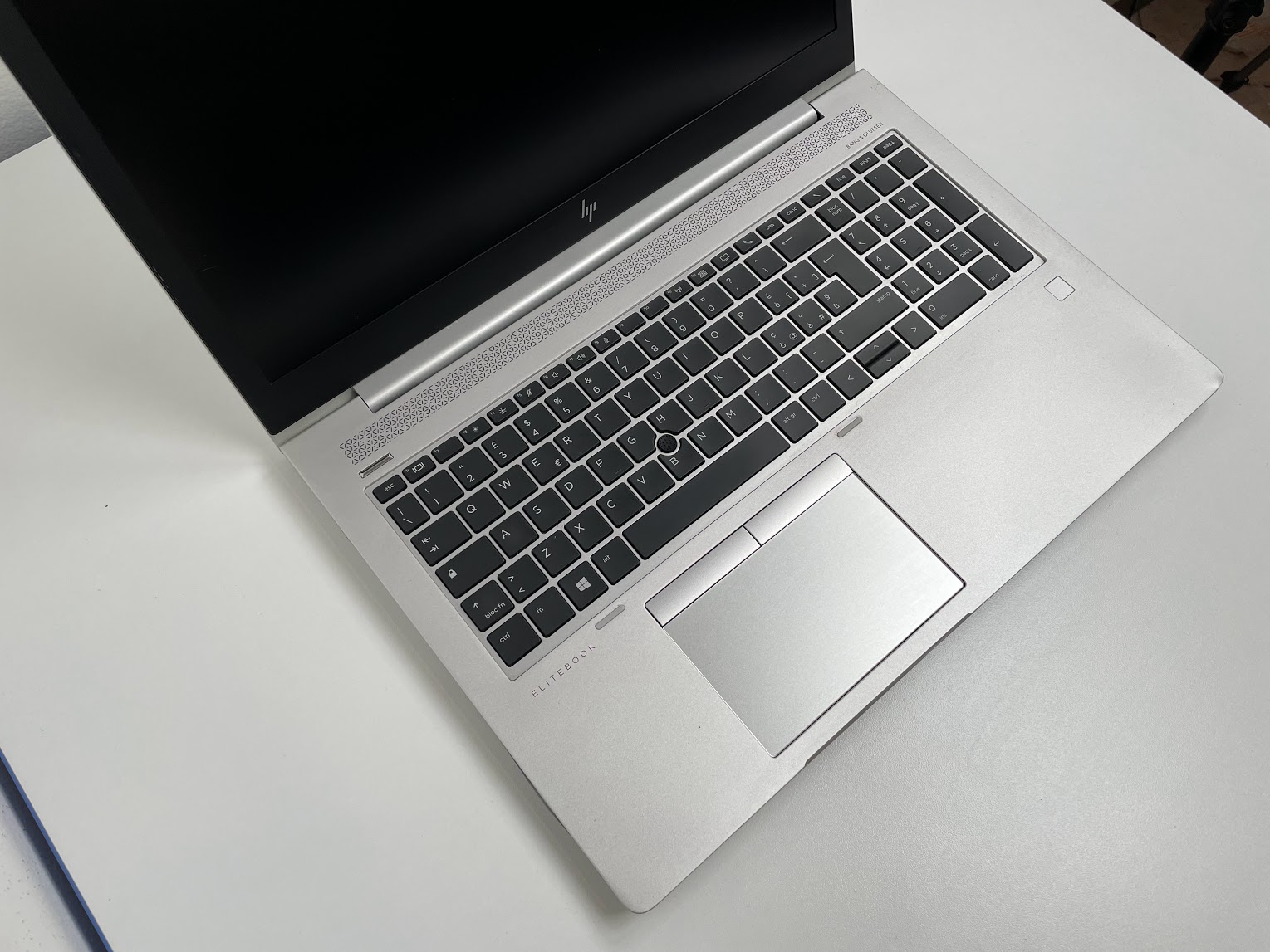 Laptop HP EliteBook 850 G5 / i5 / RAM 16 GB / 256GB SSD / 15,6″ FHD