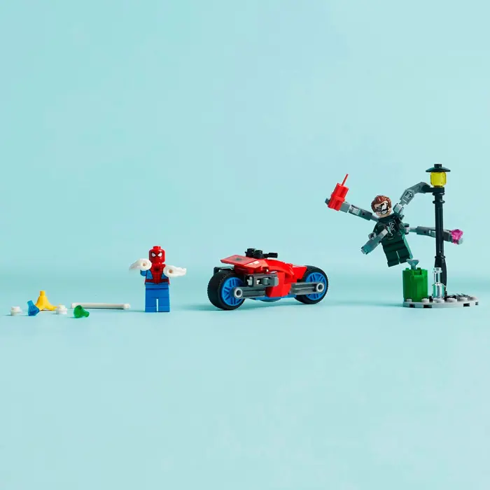 LEGO 76275 Marvel Super Heroes Motorcycle Chase: Spider-Man vs. Doc Ock, construction toy
