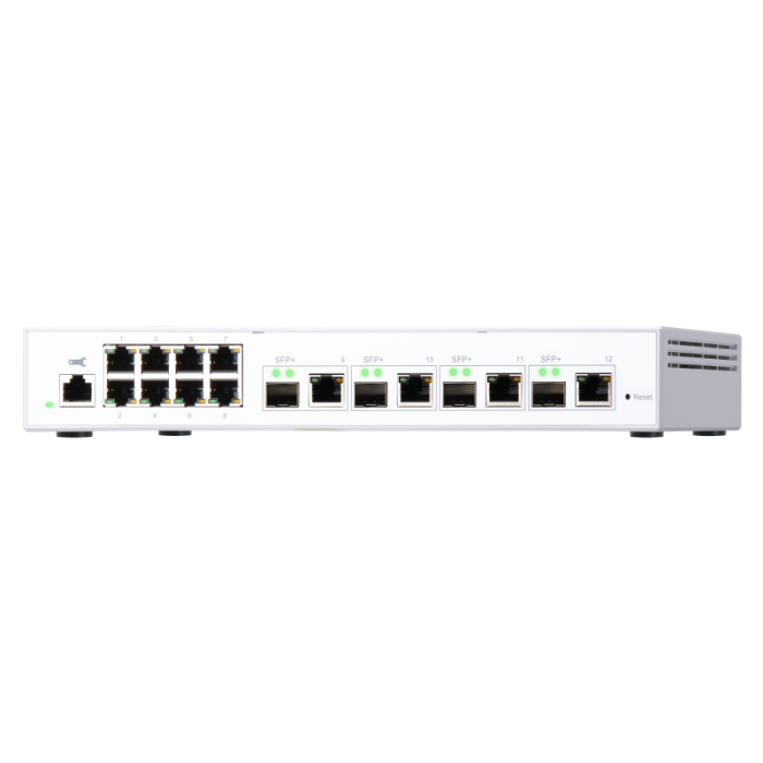QNAP 12 port switch 4x 10Gb, 8x 1Gb