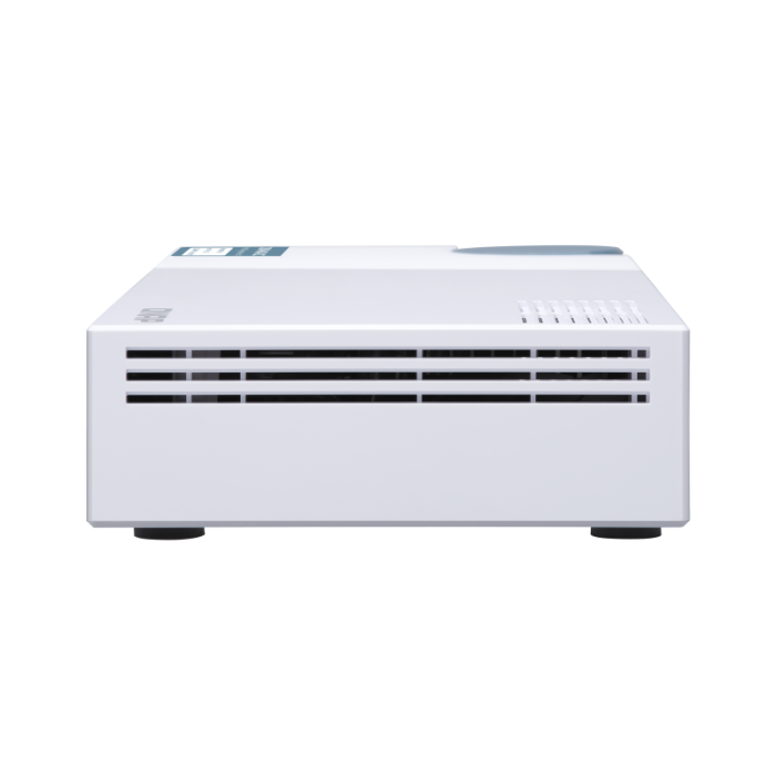 QNAP 12 port switch 4x 10Gb, 8x 1Gb