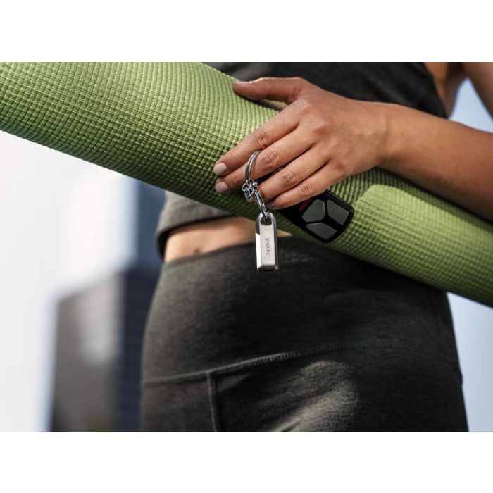 SanDisk 512GB Ultra Luxe USB-C 3.2 USB ključ